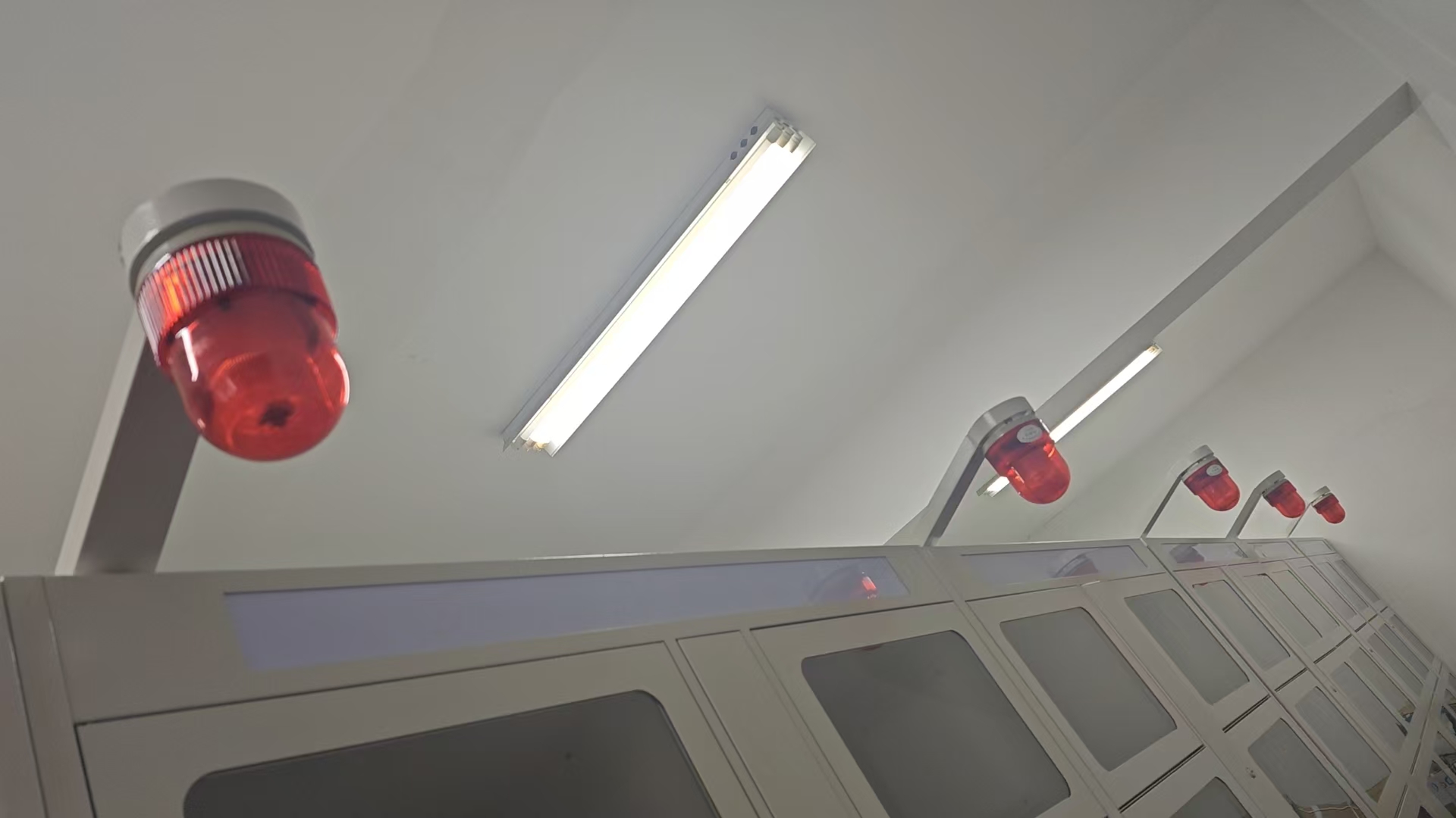 南宫28NGYX02S声光报警器.jpg 南宫28NGYX02S声光报警器.jpg